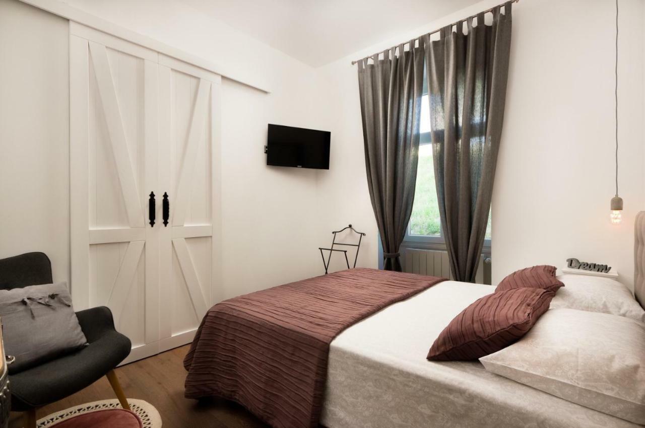 Apartment Altana With Free Parking Πούλα Εξωτερικό φωτογραφία